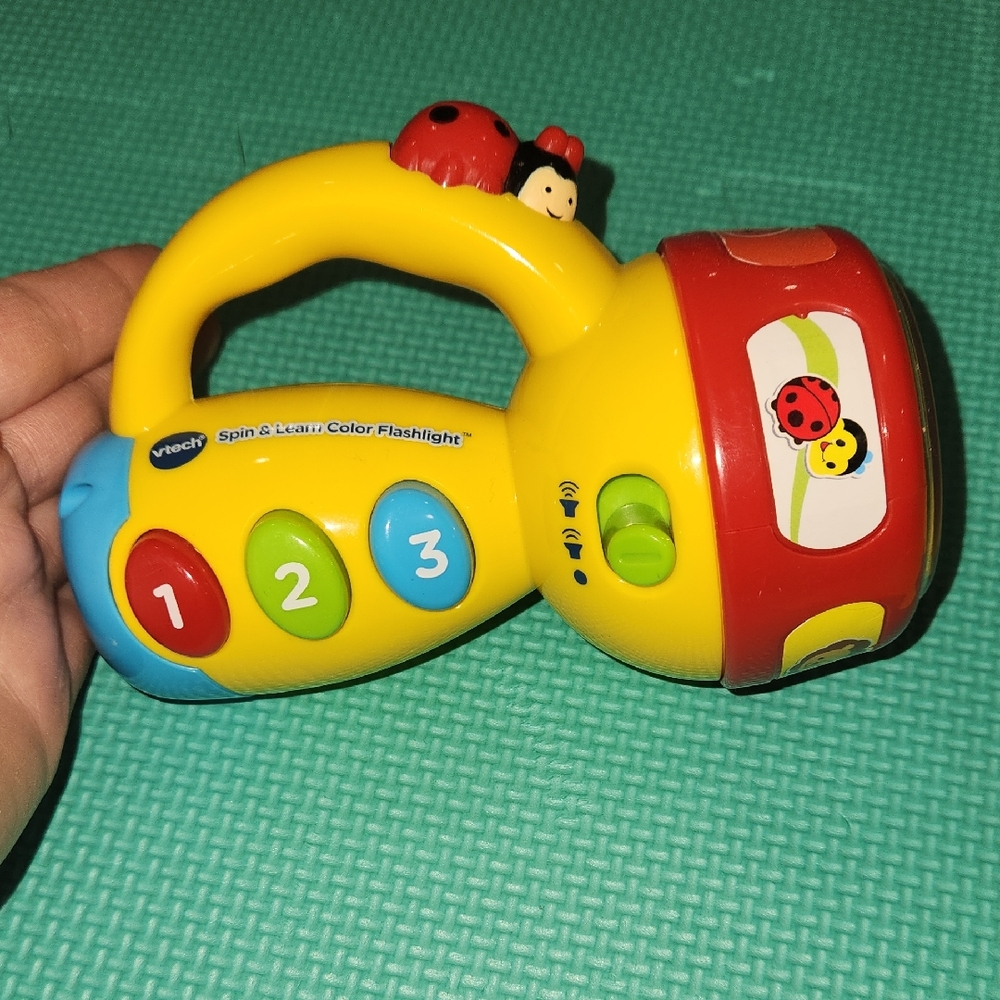 Vtech Spin & Learn Color Flashlight - Yellow and Red,  Includes Batteries